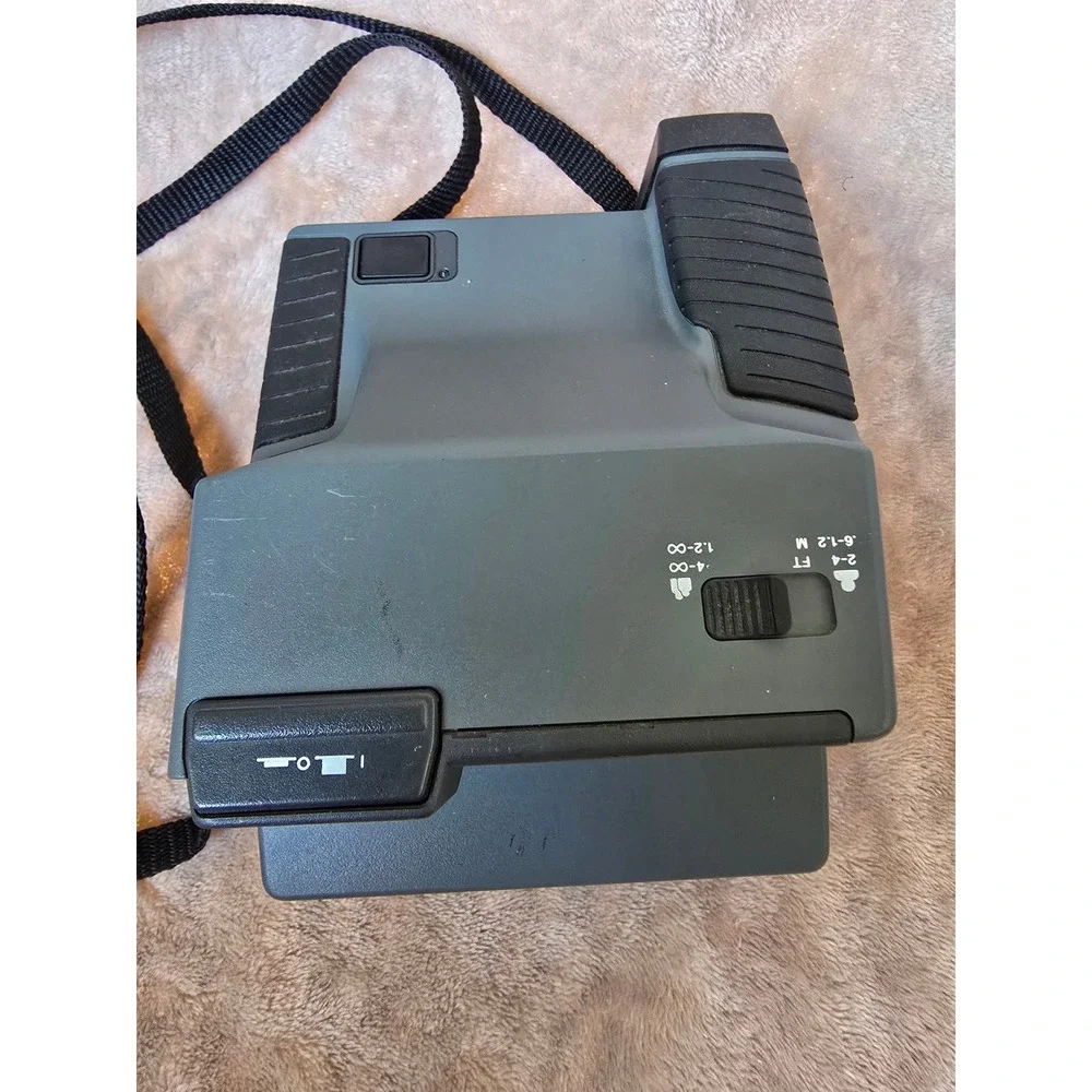 Polaroid Impulse Instant Film Camera Slate Gray Vintage 600 Series Pop-Up Flash